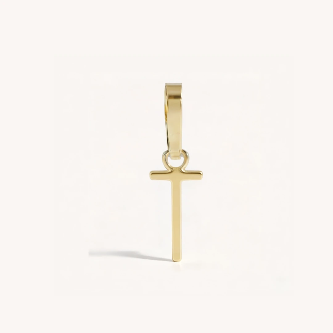 Delicate Initial Charm