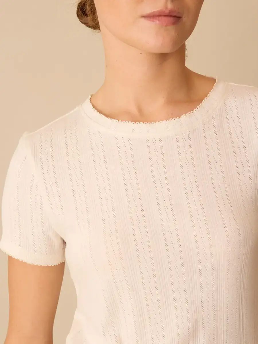Isa Tee